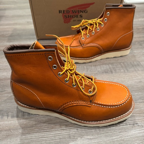 Red Wing Heritage 6” Moc Oro Legacy Lace Up Leather Boots 875 main image 2